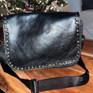 Patricia Nash Black leather Vitelli flap crossbody purse